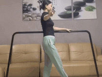 GIF：救命，它好善良