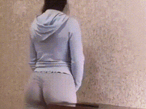 第一次见这种拿手机的方式